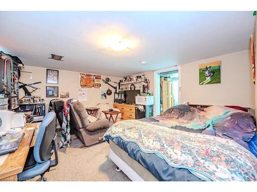 A-166 Weber Street N, Waterloo, ON - Indoor Photo Showing Bedroom