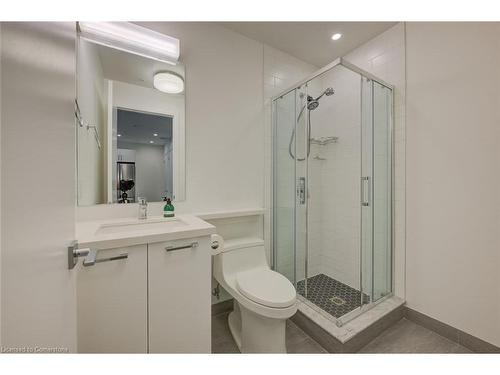 510-455 Charlton Avenue E, Hamilton, ON - Indoor Photo Showing Bathroom