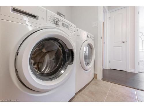 2C-255 Maitland Street, Kitchener, ON - Indoor Photo Showing Laundry Room