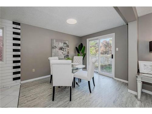 83 Moss Place, Guelph, ON - Indoor Photo Showing Dining Room