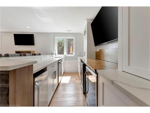 14 Welsh Drive, Ayr, ON - Indoor Photo Showing Kitchen