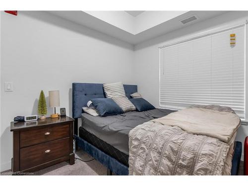 201-110 Fergus Avenue, Kitchener, ON - Indoor Photo Showing Bedroom