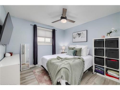 95 Avonmore Crescent, Orangeville, ON - Indoor Photo Showing Bedroom