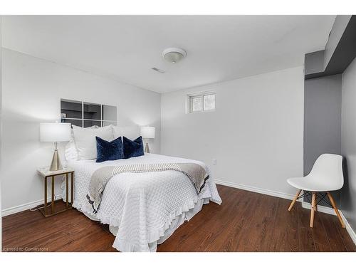 95 Avonmore Crescent, Orangeville, ON - Indoor Photo Showing Bedroom