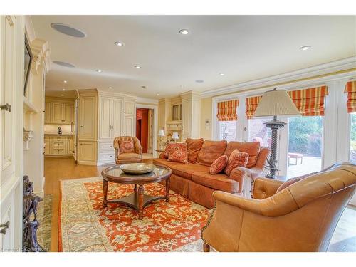 146 Silver Maple Crescent, North Dumfries, ON - Indoor Photo Showing Living Room