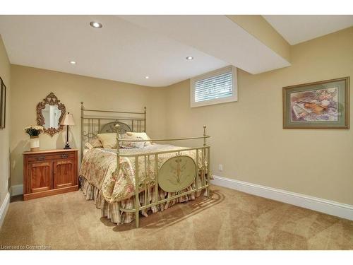 146 Silver Maple Crescent, North Dumfries, ON - Indoor Photo Showing Bedroom