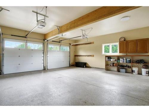 146 Silver Maple Crescent, North Dumfries, ON - Indoor Photo Showing Garage