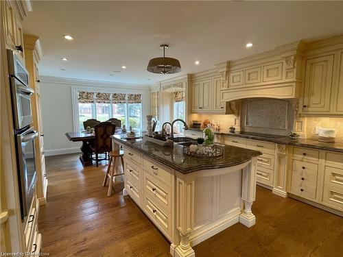 146 Silver Maple Crescent, North Dumfries, ON - Indoor Photo Showing Kitchen