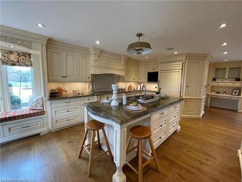 146 Silver Maple Crescent, North Dumfries, ON - Indoor Photo Showing Kitchen