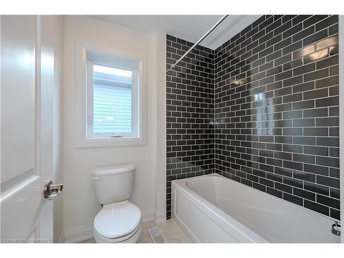 751 Autumn Willow Drive, Waterloo, ON - Indoor Photo Showing Bathroom