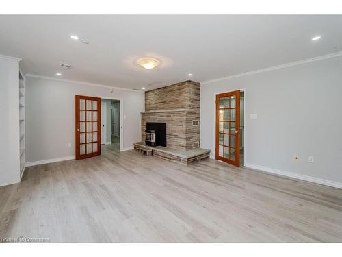 830 Riverbank Drive, Cambridge, ON - Indoor Photo Showing Other Room With Fireplace