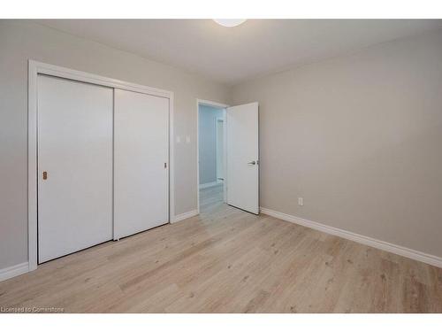 830 Riverbank Drive, Cambridge, ON - Indoor Photo Showing Other Room