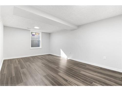 104 Shadeland Crescent, Kitchener, ON - Indoor Photo Showing Other Room