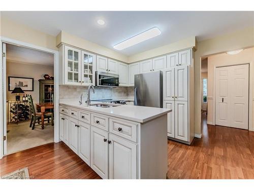 552 Wissler Road, Waterloo, ON - Indoor Photo Showing Kitchen