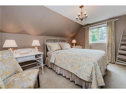 552 Wissler Road, Waterloo, ON - Indoor Photo Showing Bedroom