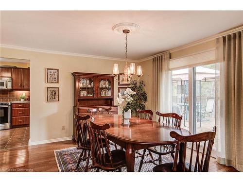 1-414 Craigleith Drive, Waterloo, ON - Indoor Photo Showing Dining Room