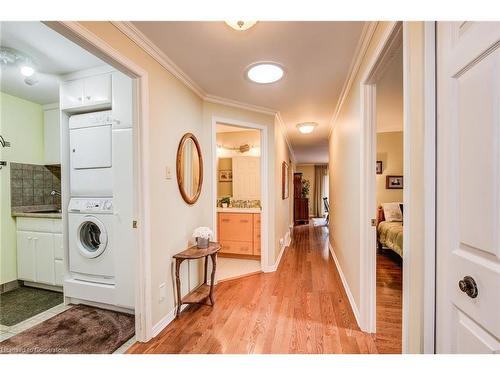 1-414 Craigleith Drive, Waterloo, ON - Indoor Photo Showing Laundry Room