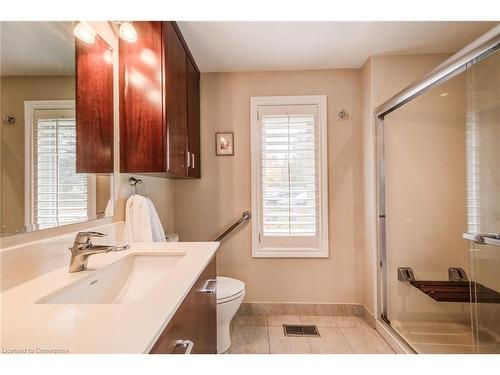 1-414 Craigleith Drive, Waterloo, ON - Indoor Photo Showing Bathroom