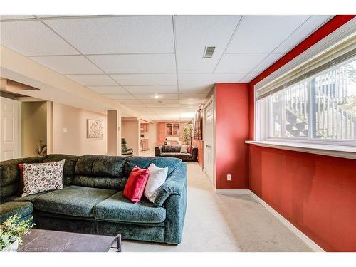 1-414 Craigleith Drive, Waterloo, ON - Indoor Photo Showing Living Room