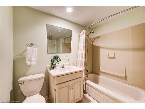 1-414 Craigleith Drive, Waterloo, ON - Indoor Photo Showing Bathroom