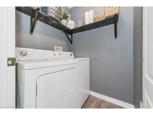 146 Maple Street, Drayton, ON - Indoor Photo Showing Laundry Room