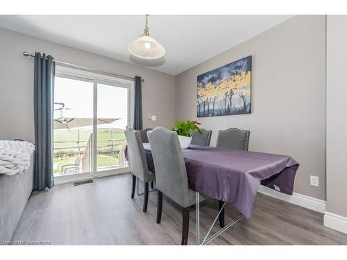 146 Maple Street, Drayton, ON - Indoor Photo Showing Dining Room