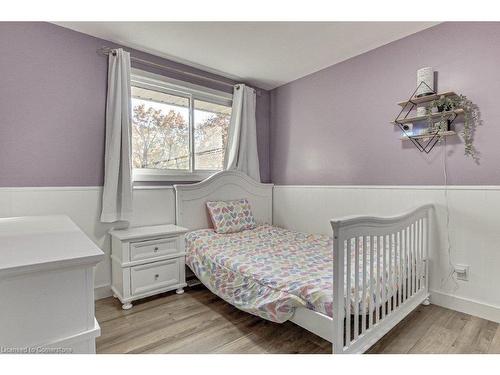 37 Summit Avenue, Kitchener, ON - Indoor Photo Showing Bedroom