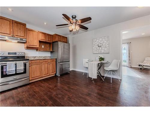 70 Tennyson Street, Woodstock, ON - Indoor Photo Showing Kitchen