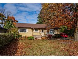 131 Elgin Crescent  Waterloo, ON N2J 2S5