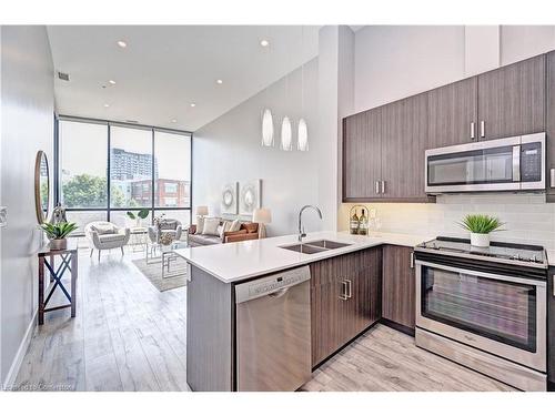 301-100 Garment Street, Kitchener, ON - Indoor Photo Showing Kitchen With Double Sink With Upgraded Kitchen