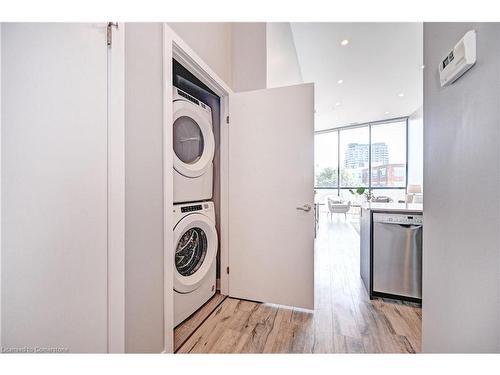 301-100 Garment Street, Kitchener, ON - Indoor Photo Showing Laundry Room