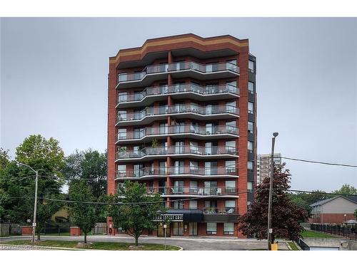 103-10 Ellen Street E, Kitchener, ON - Outdoor With Facade