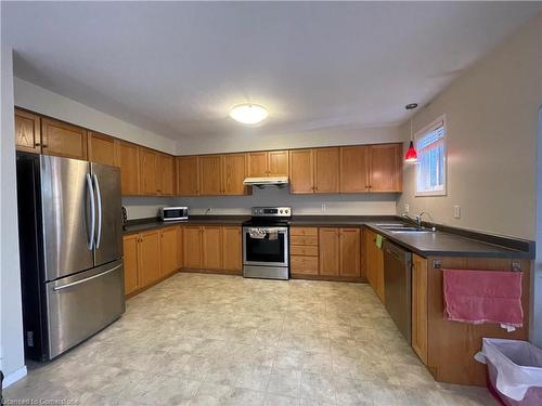 163 Dalecroft Place, Waterloo, ON - Indoor Photo Showing Kitchen With Stainless Steel Kitchen With Double Sink