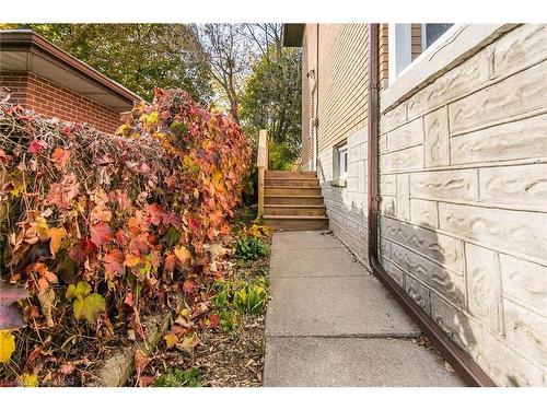 122 Wilfred Avenue, Kitchener, ON - Outdoor