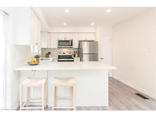 122 Wilfred Avenue, Kitchener, ON - Indoor Photo Showing Kitchen With Stainless Steel Kitchen