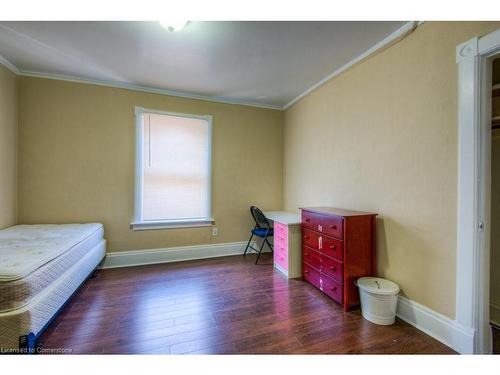 126 Albert Street, Waterloo, ON - Indoor Photo Showing Bedroom