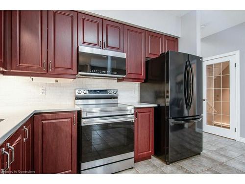 27 Verona Street, Kitchener, ON - Indoor Photo Showing Kitchen