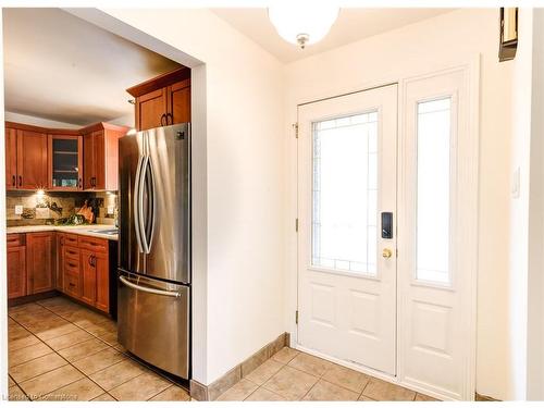 61 Evergreen Crescent, Kitchener, ON - Indoor Photo Showing Kitchen