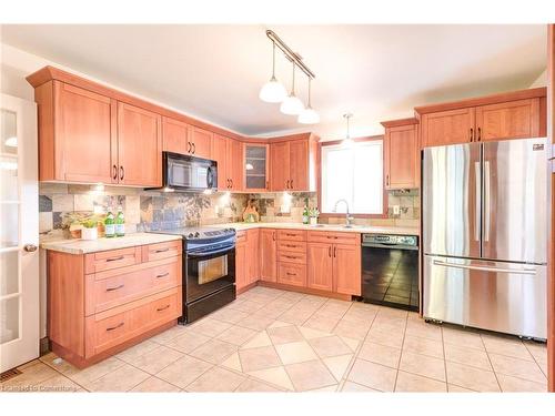 61 Evergreen Crescent, Kitchener, ON - Indoor Photo Showing Kitchen