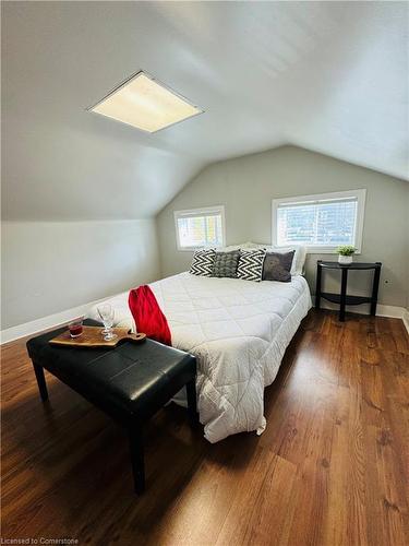 9 Adam Street, Cambridge, ON - Indoor Photo Showing Bedroom