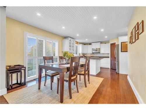 241 Fern Crescent, Waterloo, ON - Indoor Photo Showing Dining Room