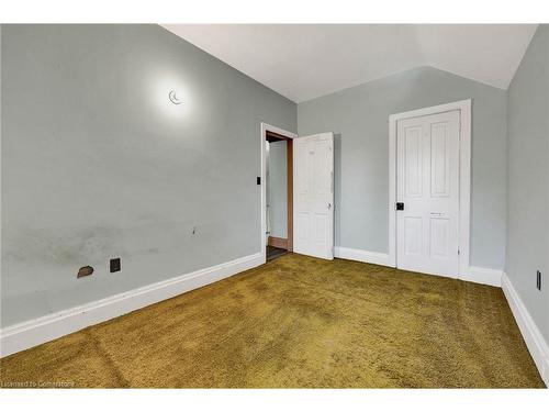 102-104 Blucher Street, Kitchener, ON - Indoor Photo Showing Other Room