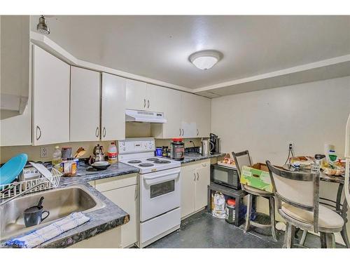 39 Upper Avenue, London, ON - Indoor Photo Showing Kitchen