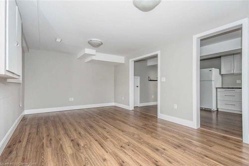 Lower-1801 Biscayne Drive, Cambridge, ON - Indoor Photo Showing Other Room