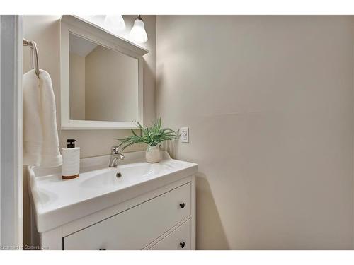 11-229 Baker Street, Waterloo, ON - Indoor Photo Showing Bathroom