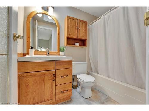 11-229 Baker Street, Waterloo, ON - Indoor Photo Showing Bathroom