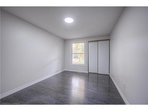 9-206 Green Valley Drive, Kitchener, ON - Indoor Photo Showing Other Room