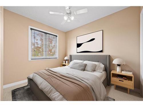 50-535 Windflower Crescent, Kitchener, ON - Indoor Photo Showing Bedroom