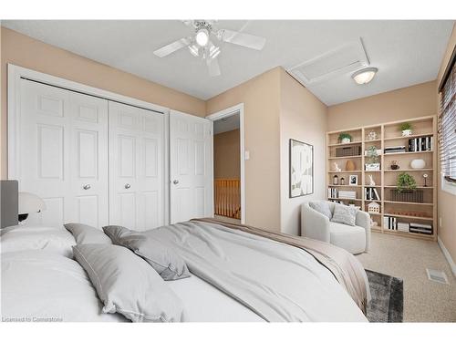 50-535 Windflower Crescent, Kitchener, ON - Indoor Photo Showing Bedroom