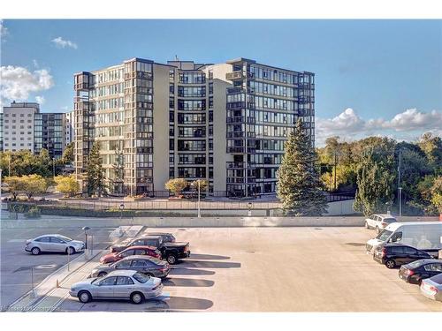 401-24 Marilyn Drive N, Guelph, ON - Outdoor With Facade